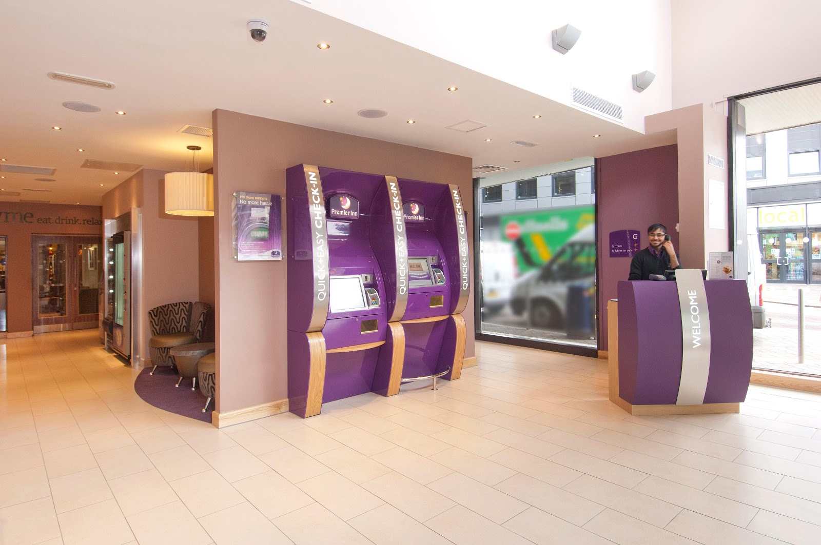 Premier Inn Leeds gallery image 3
